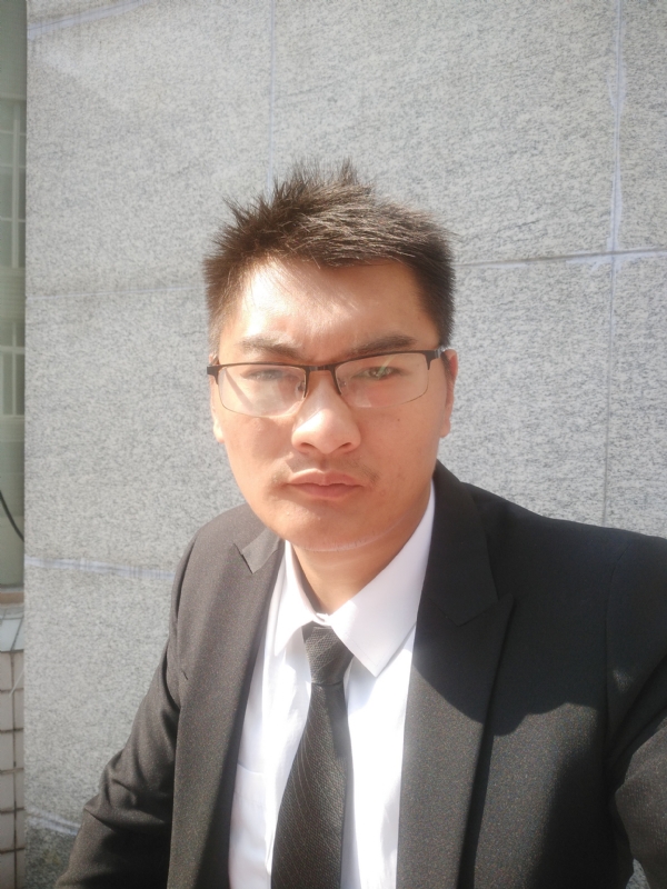 孤独的人的第一张照片--海盐残疾人相亲网